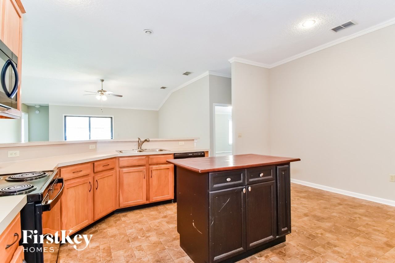 3333 Horseshoe Trail Dr - Photo 6 of 15
