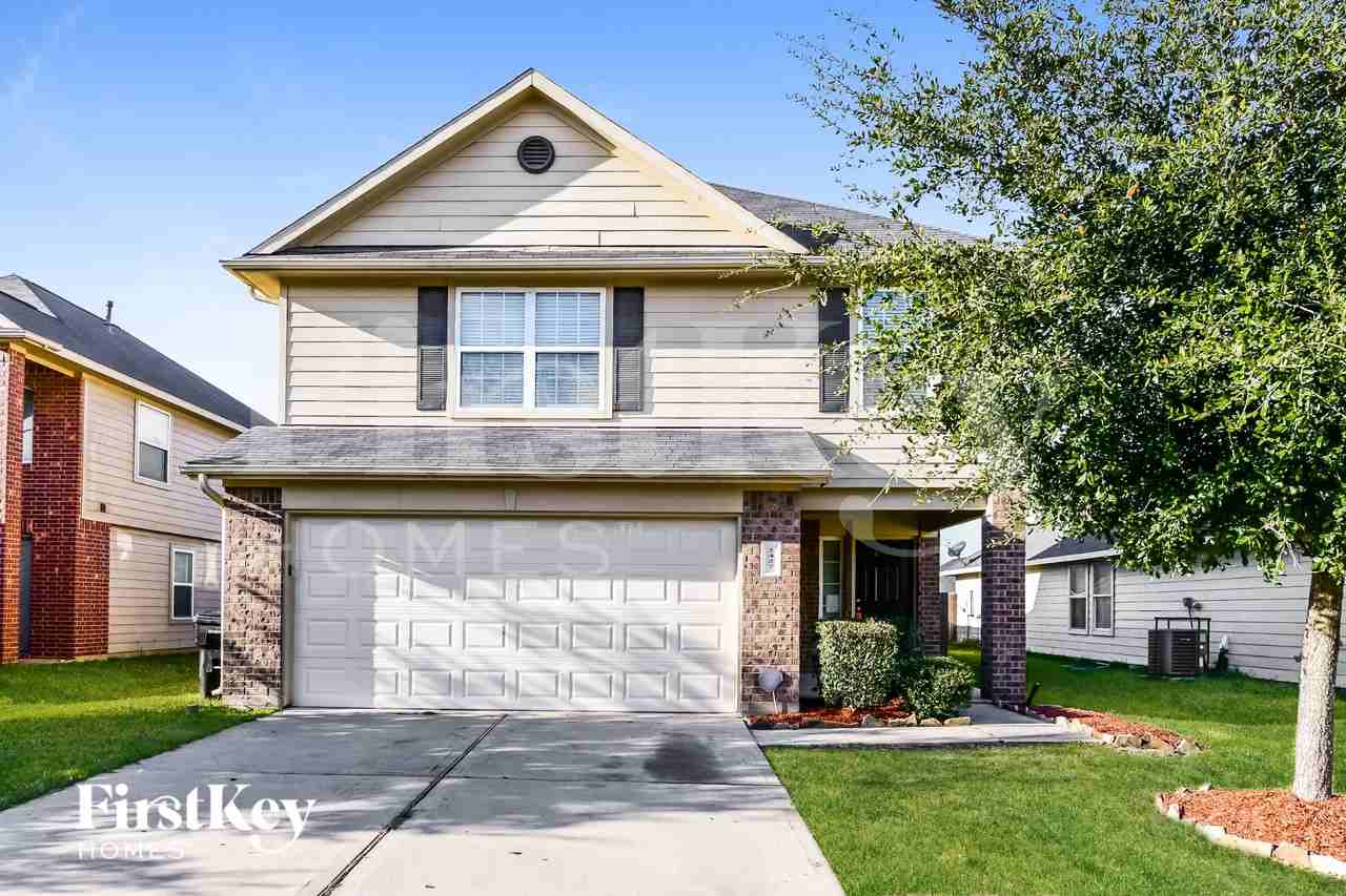 2427 Gianna Way