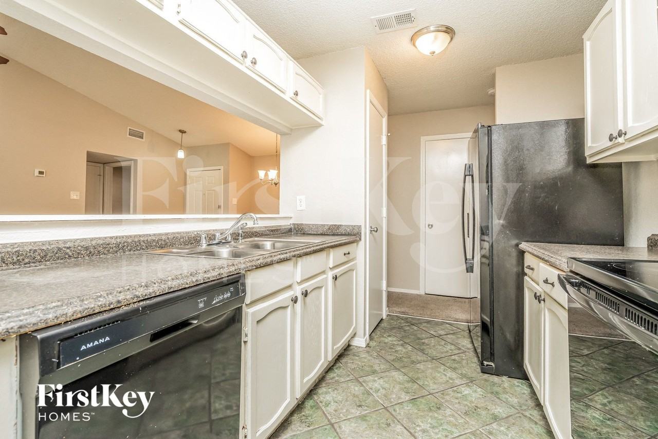 234 Rockwall Pkwy - Photo 6 of 15