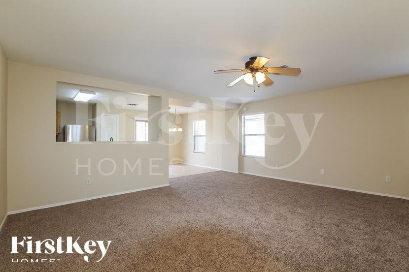 15552 W Port Au Prince Ln - Photo 3 of 15