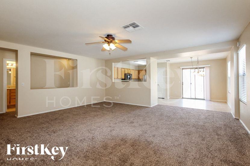 15552 W Port Au Prince Ln - Photo 4 of 15