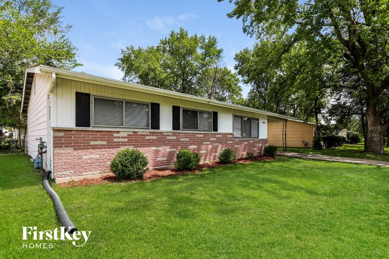 1495 Mullanphy Rd - Photo 2 of 15
