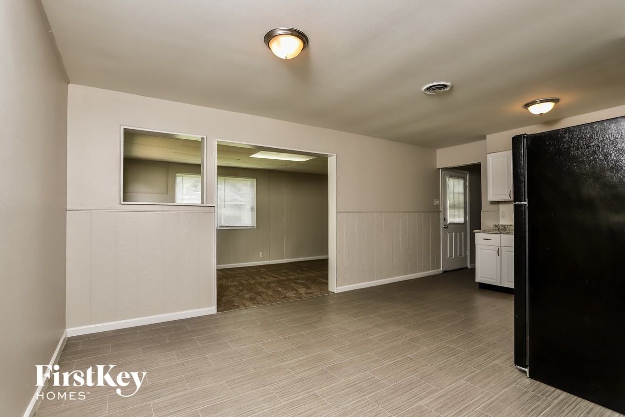 1495 Mullanphy Rd - Photo 7 of 15