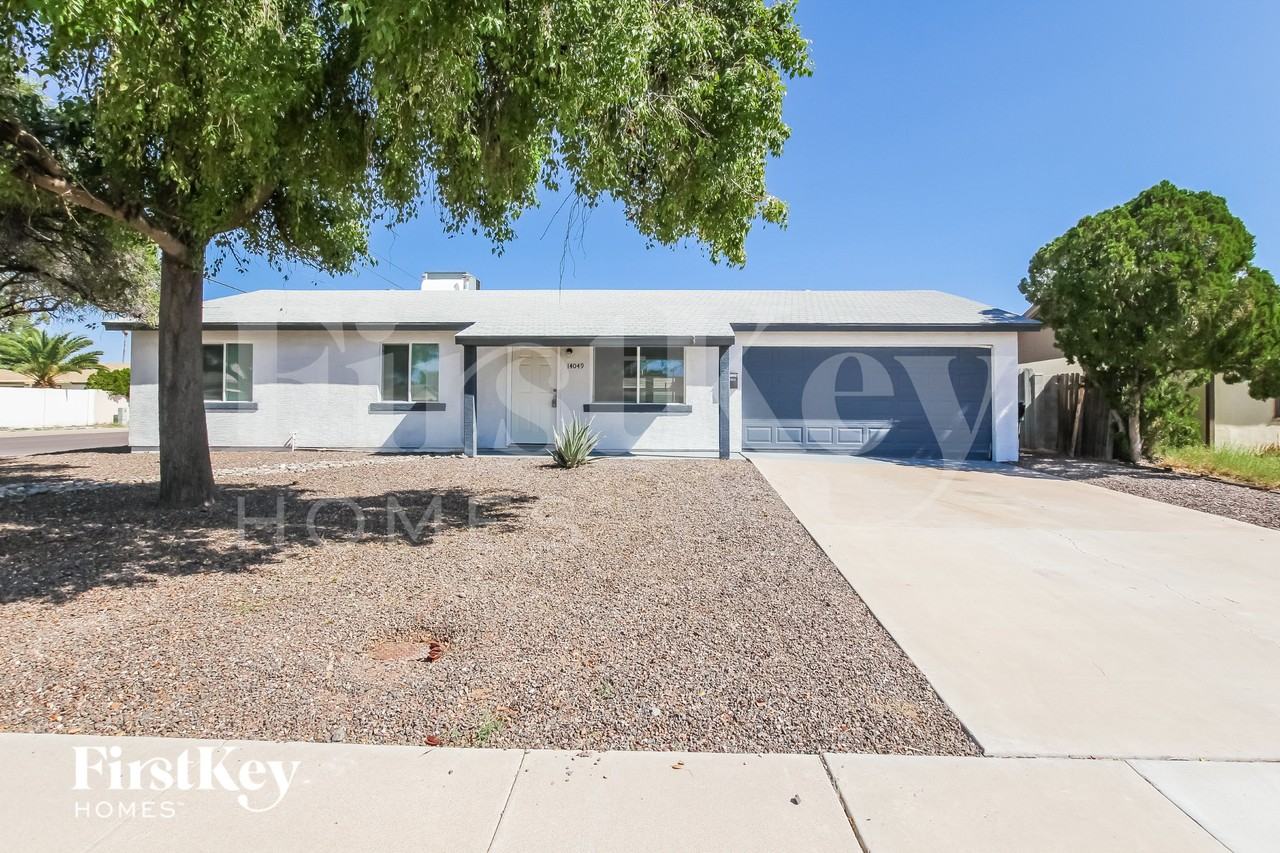 14049 N 37th Way - Photo 2 of 16