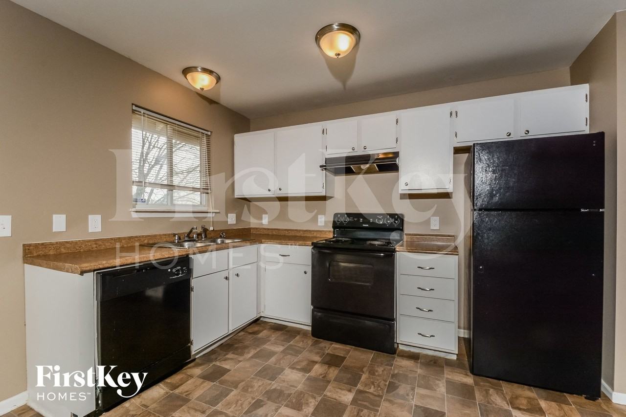 12558 Evening Shade Dr - Photo 6 of 15