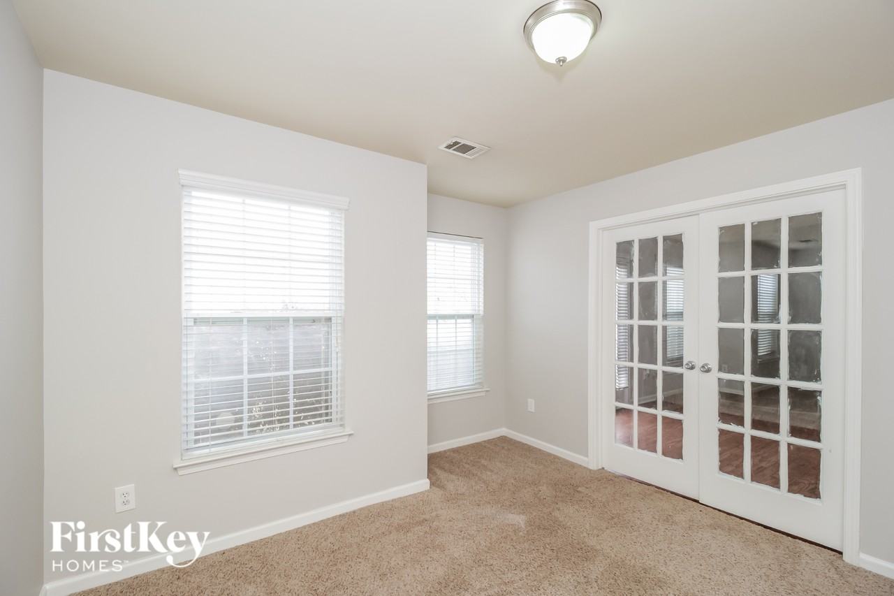 11657 Kades Trl - Photo 6 of 15