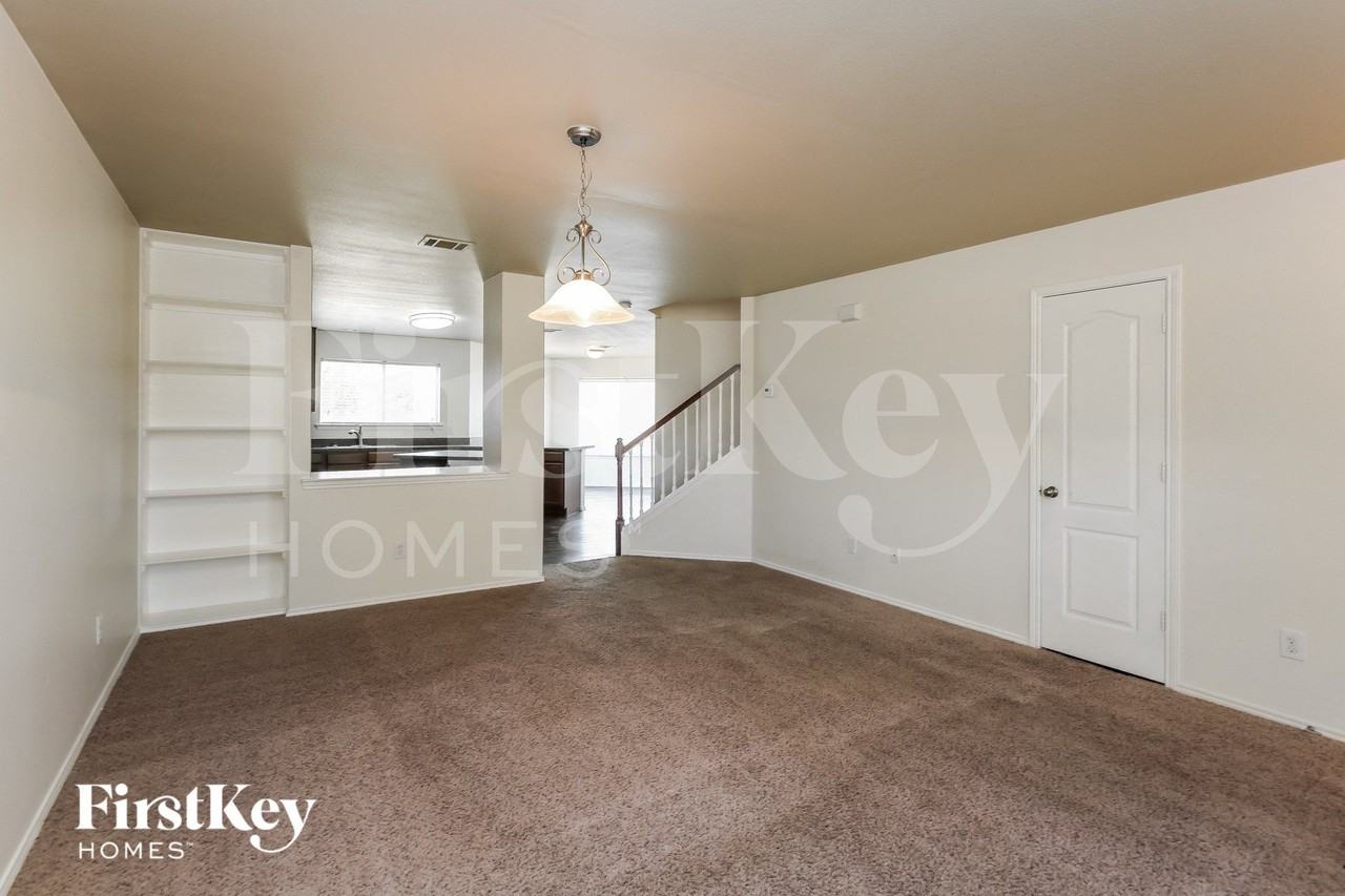 10636 Winding Passage Way - Photo 4 of 15