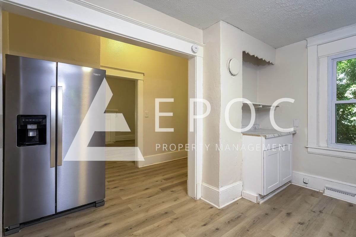 806 Lawsonville Ave - Photo 3 of 15