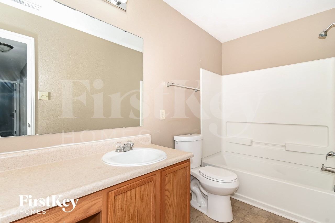 10335 Homestead Dr - Photo 7 of 15
