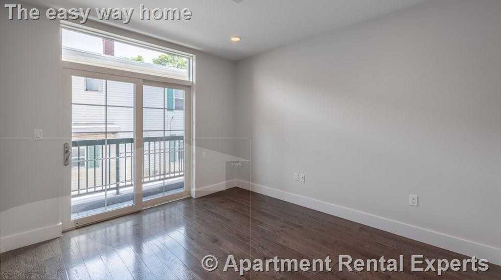 434 Mcgrath Hwy #210 - Photo 3 of 7