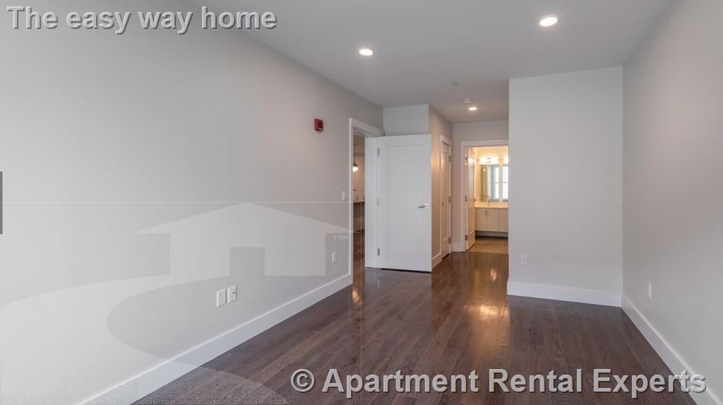 434 Mcgrath Hwy #210 - Photo 4 of 7