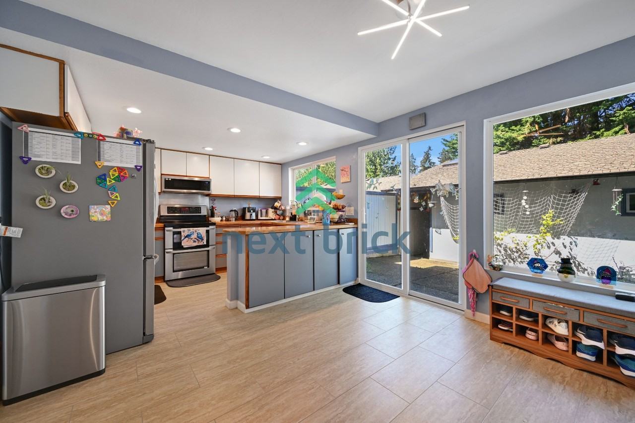 1035 156th Ave Ne #34 - Photo 5 of 19