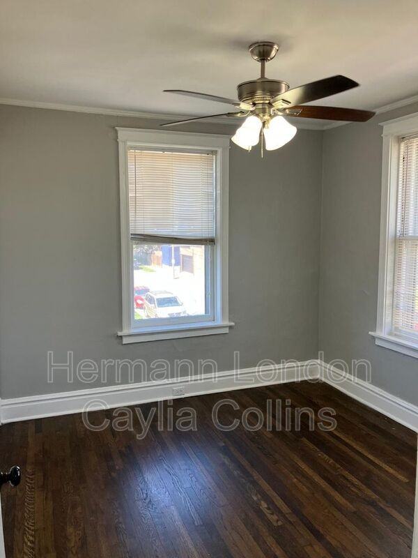 6918 Moellenhoff St #2F - Photo 4 of 12