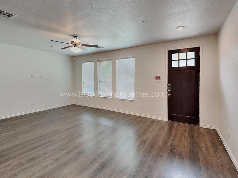 2431 Klamath Dr - Photo 2 of 17