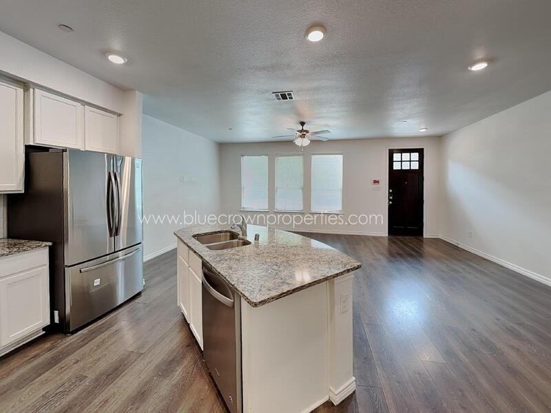 2431 Klamath Dr - Photo 4 of 17