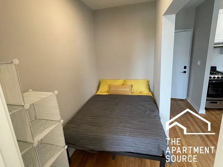 3250 N Pulaski Rd #211 - Photo 3 of 5