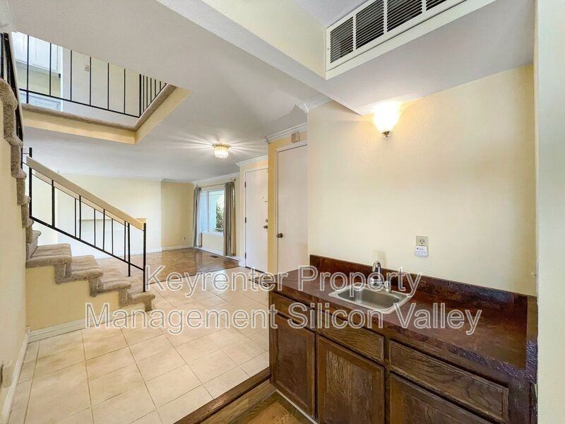 1293 Knollview Dr - Photo 6 of 30