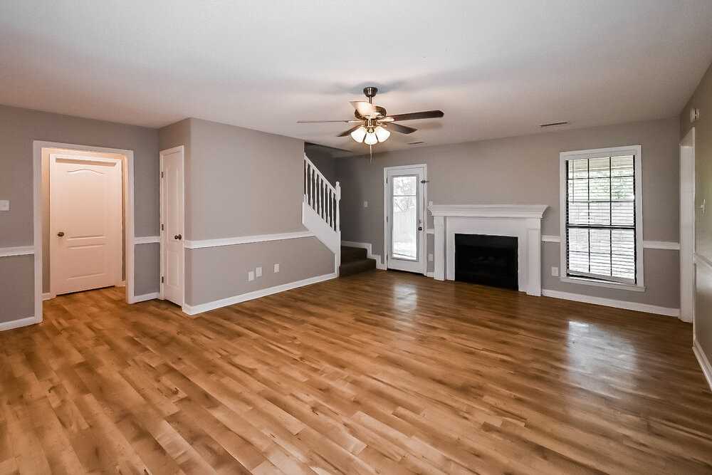 185 Parkway Cv W - Photo 6 of 17