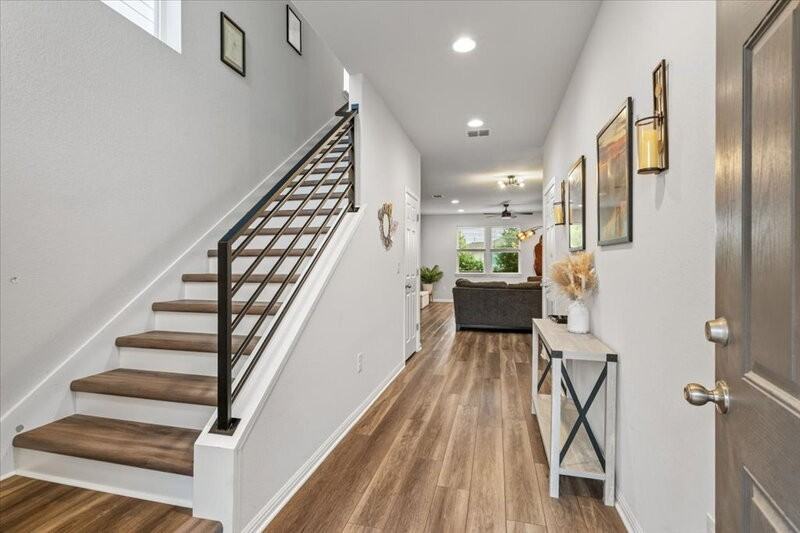 1205 Devon Stetson Pl - Photo 2 of 29
