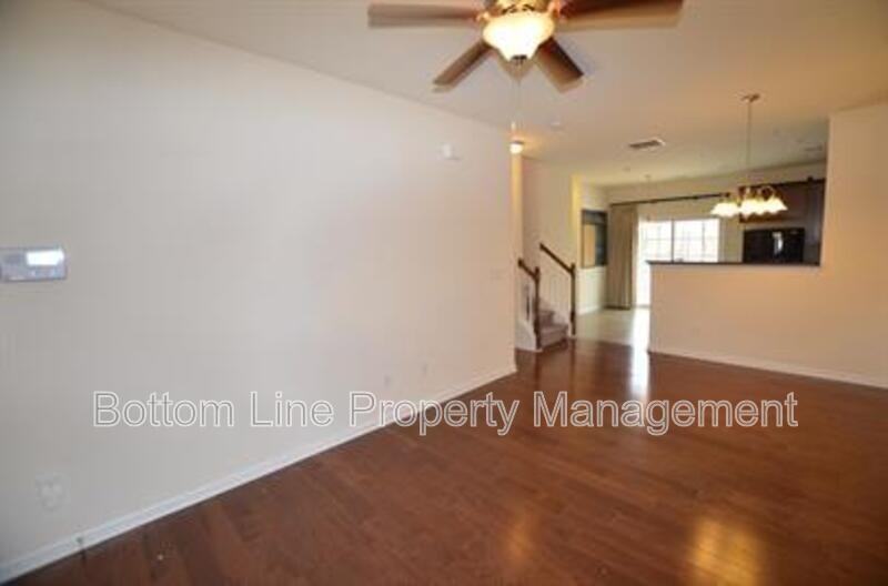 10325 Bunclody Dr - Photo 5 of 19