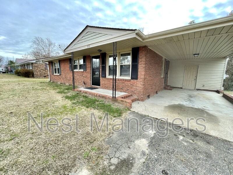 575 Braxton Blvd - Photo 2 of 17