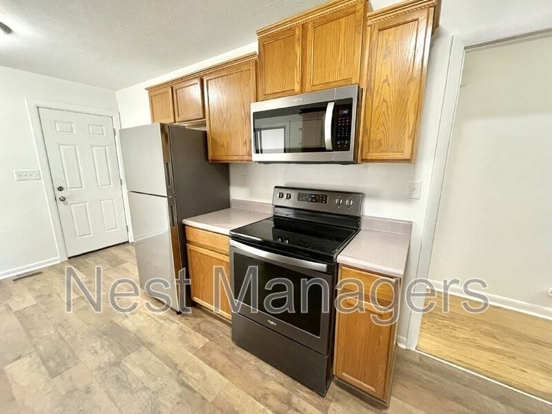 575 Braxton Blvd - Photo 7 of 17