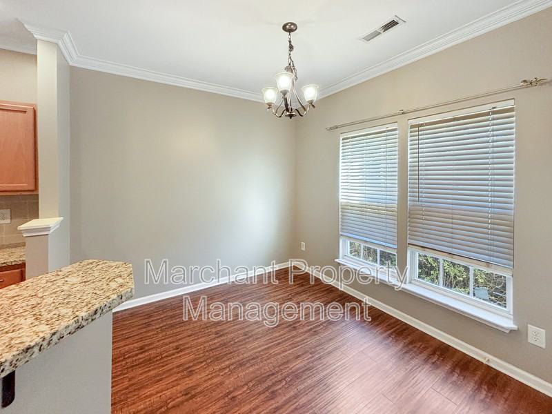 306 Moonstone Dr - Photo 3 of 17