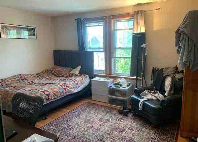 24 P St - Photo 5 of 11
