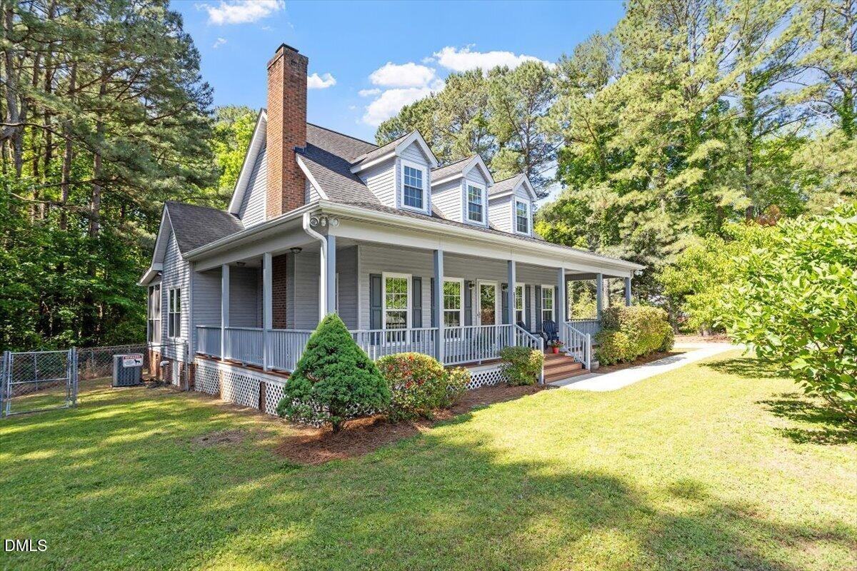 7505 Penny Rd - Photo 2 of 35
