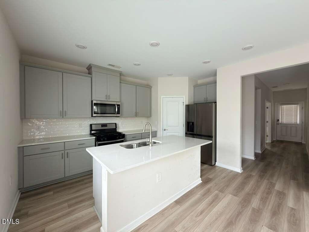 7142 Stratified Ct - Photo 6 of 21