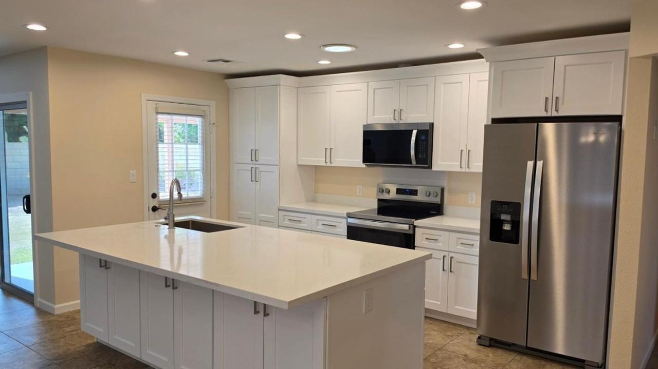 11158 N 107th Way - Photo 2 of 34