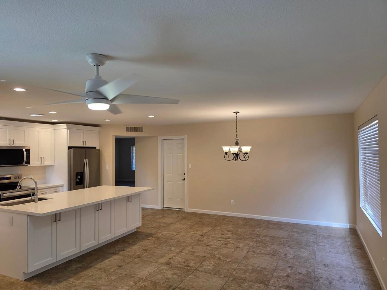 11158 N 107th Way - Photo 5 of 34