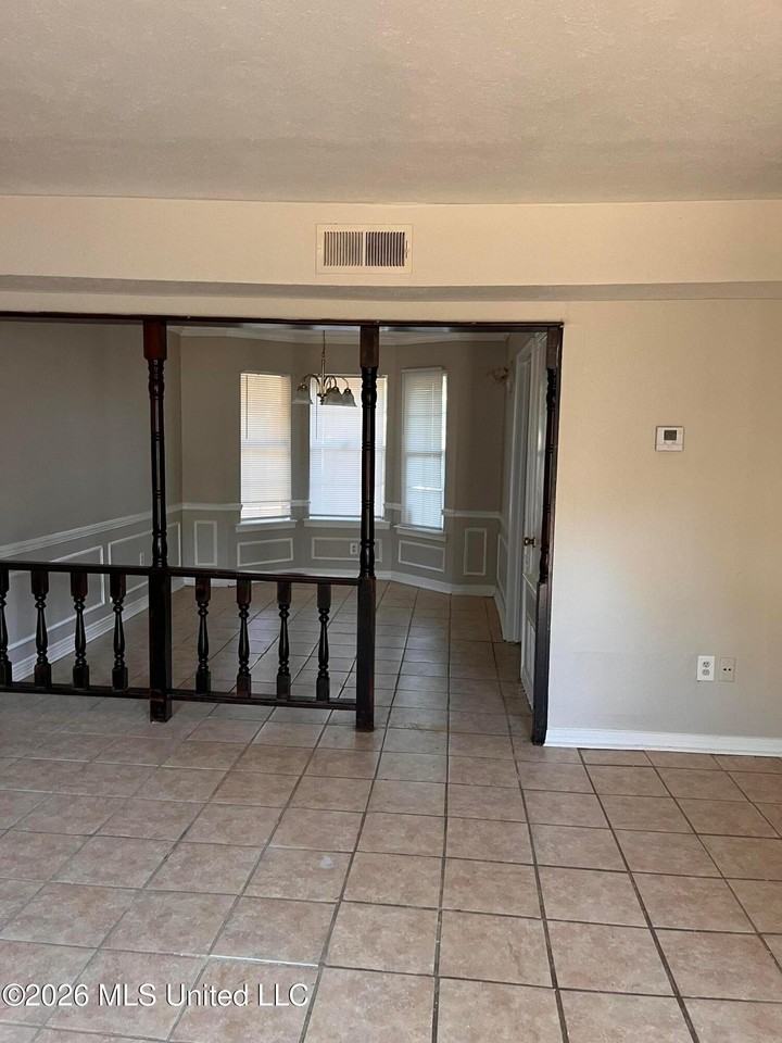 3001 Jamestown Way - Photo 2 of 12
