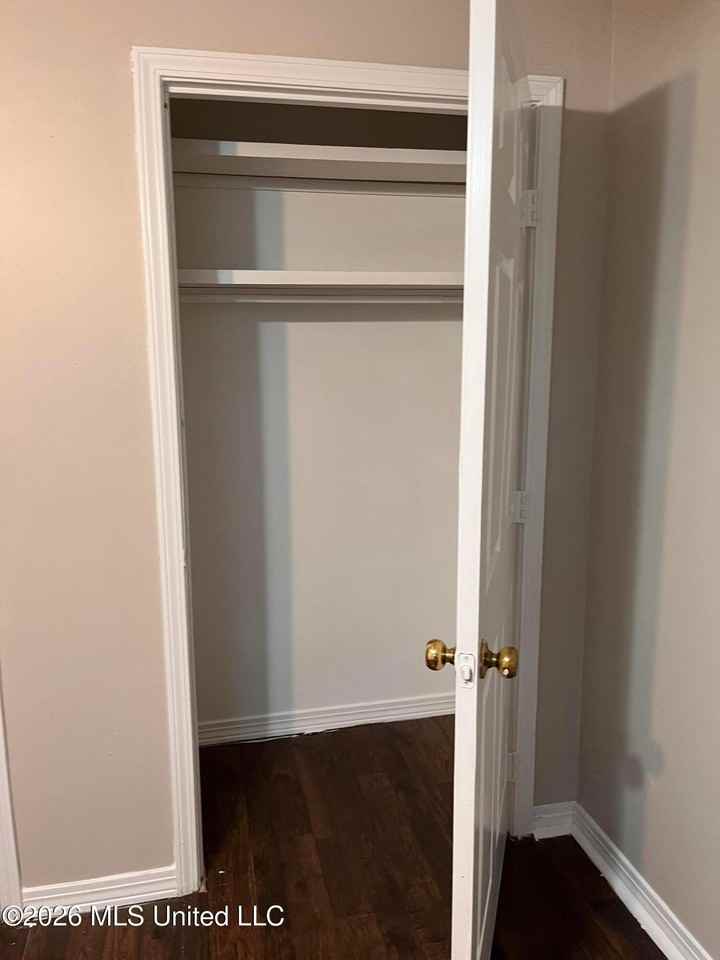 3001 Jamestown Way - Photo 5 of 12