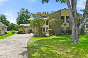 featured image of 687 Oahu St