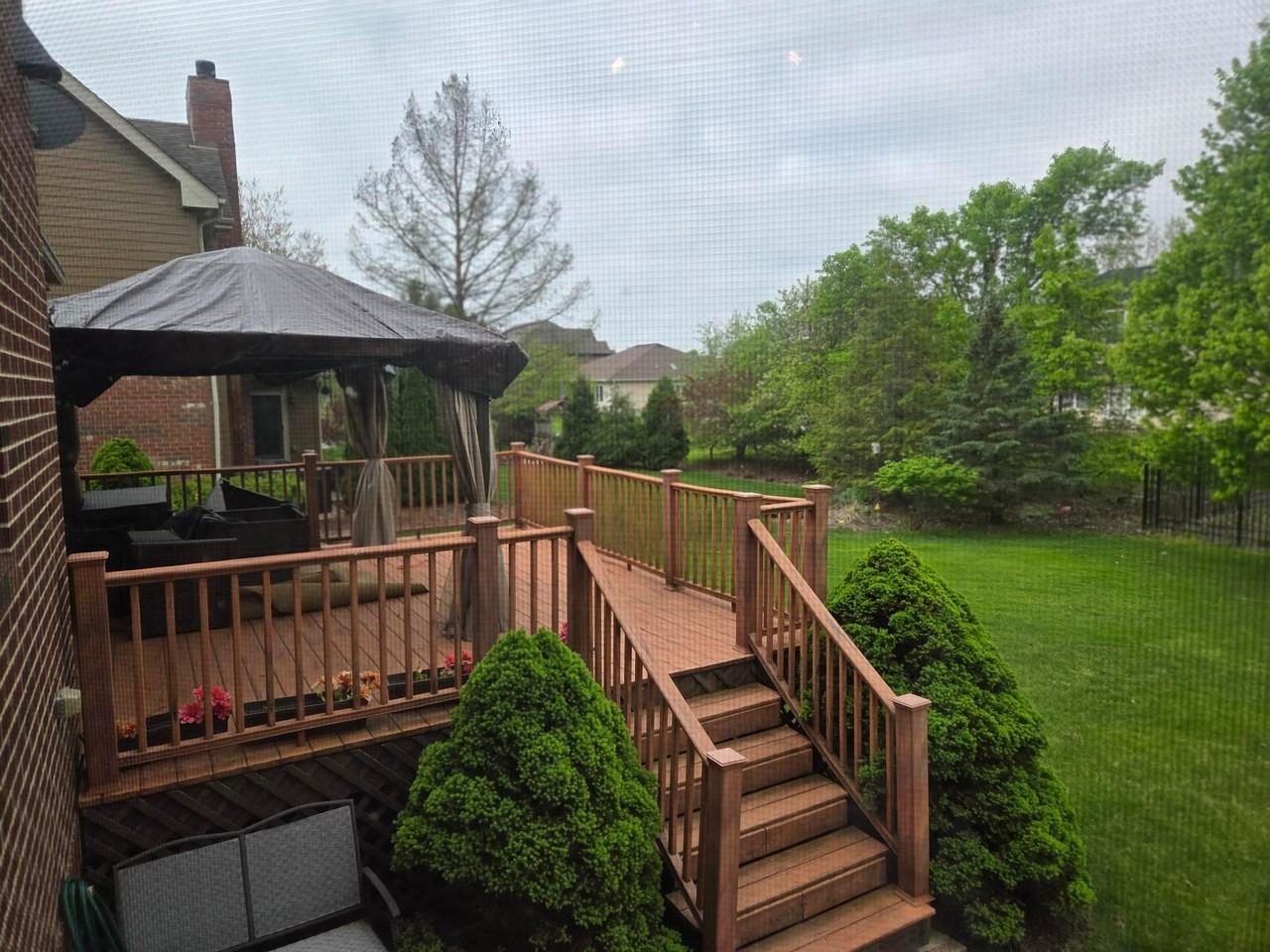 10260 Windsor Pl - Photo 4 of 16