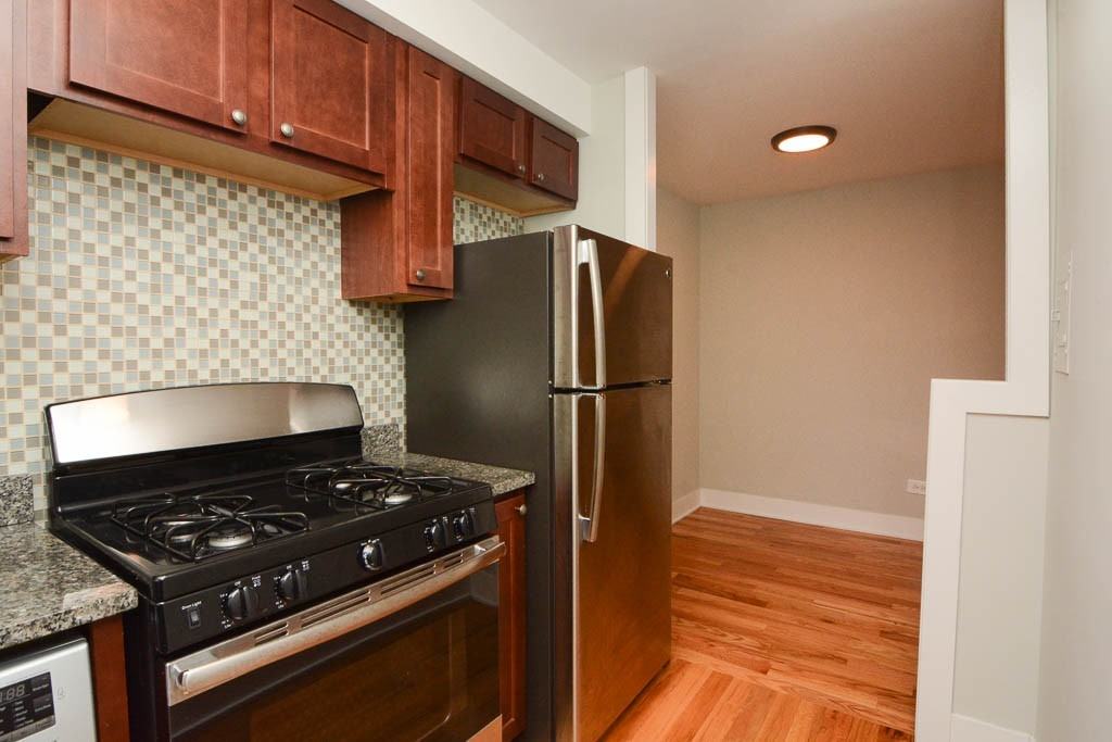 696 Elm Pl #300 - Photo 3 of 21