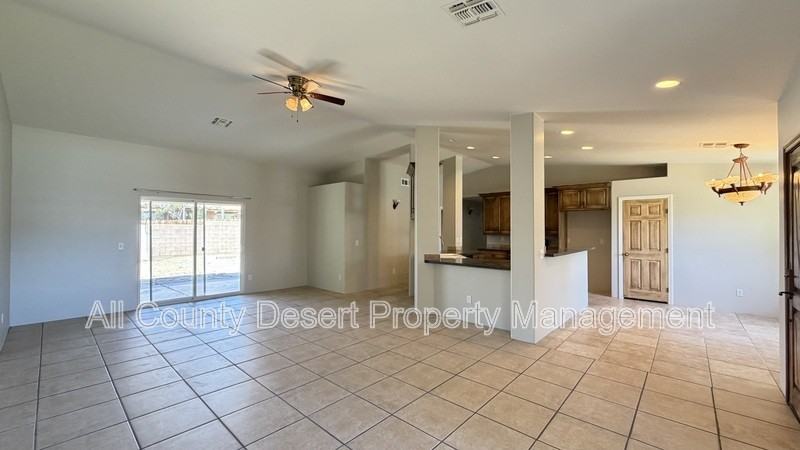 9751 Palm Dr - Photo 5 of 26