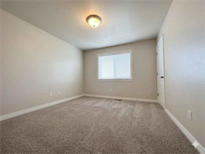 465 Nw #C - Photo 6 of 9