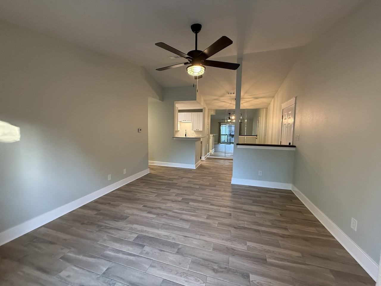 2201 Scenic Hwy #J7 - Photo 6 of 36