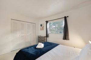 featured image of 3410 Se 22nd Ave #NA
