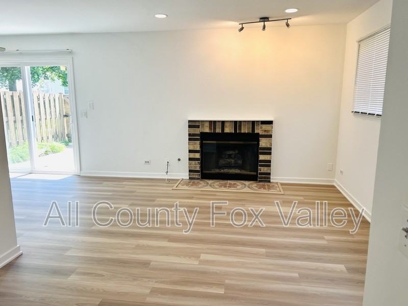 51 Le Jardin Ct - Photo 6 of 28