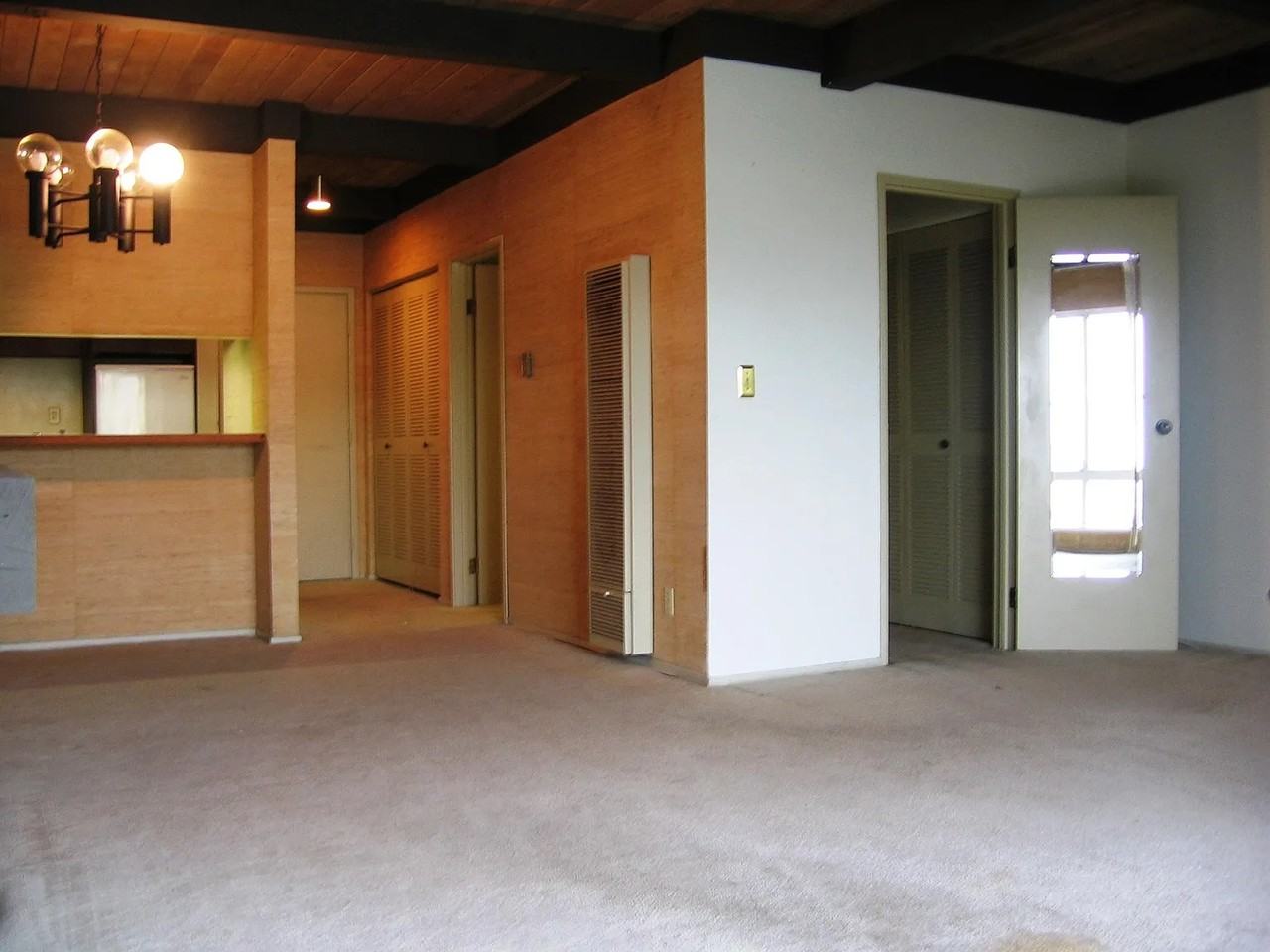 135 Red Rock Way - Photo 3 of 12