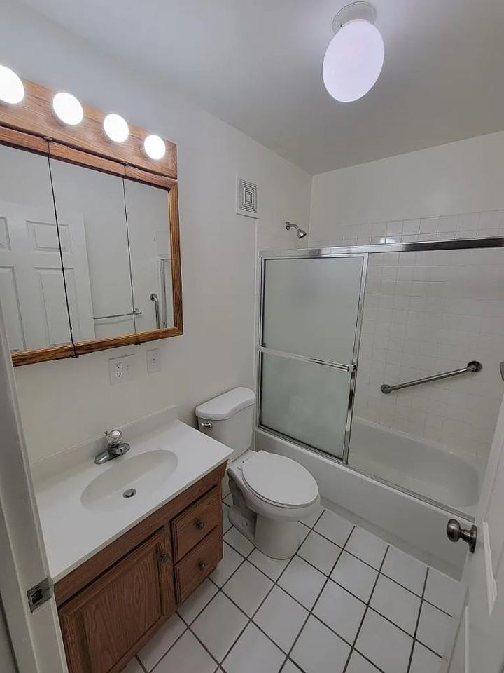 1339 48th Ave - Photo 7 of 9