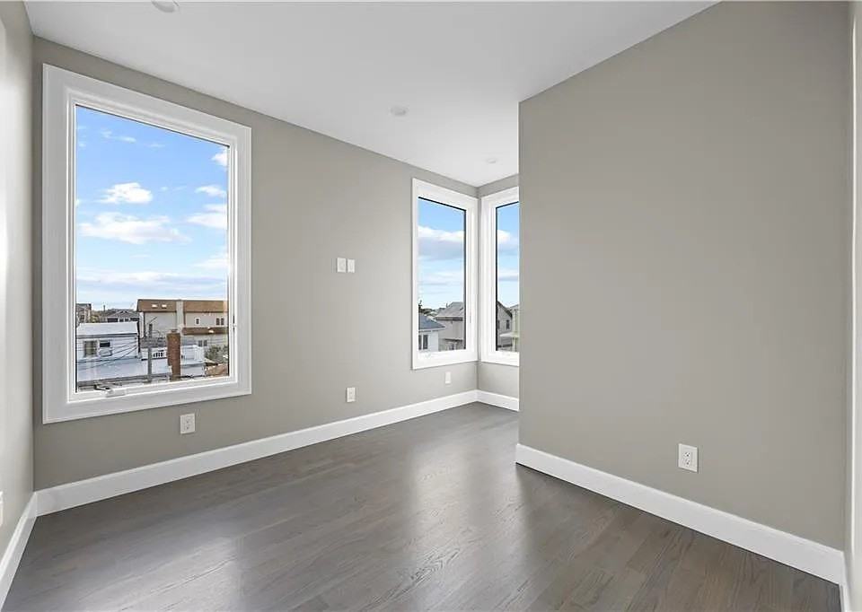 62 Abbey Ct - Photo 5 of 23