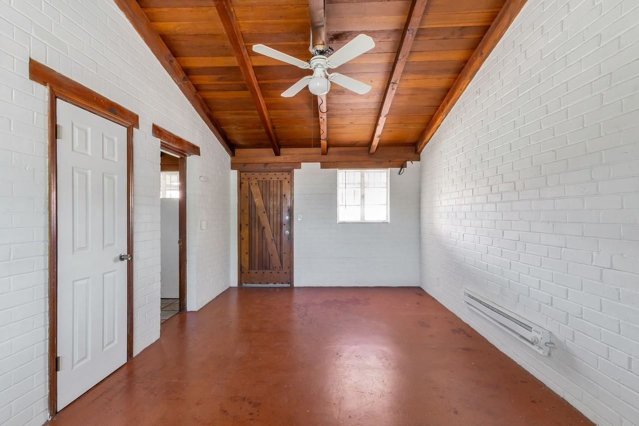 947 N Alvernon Way #7 - Photo 4 of 16
