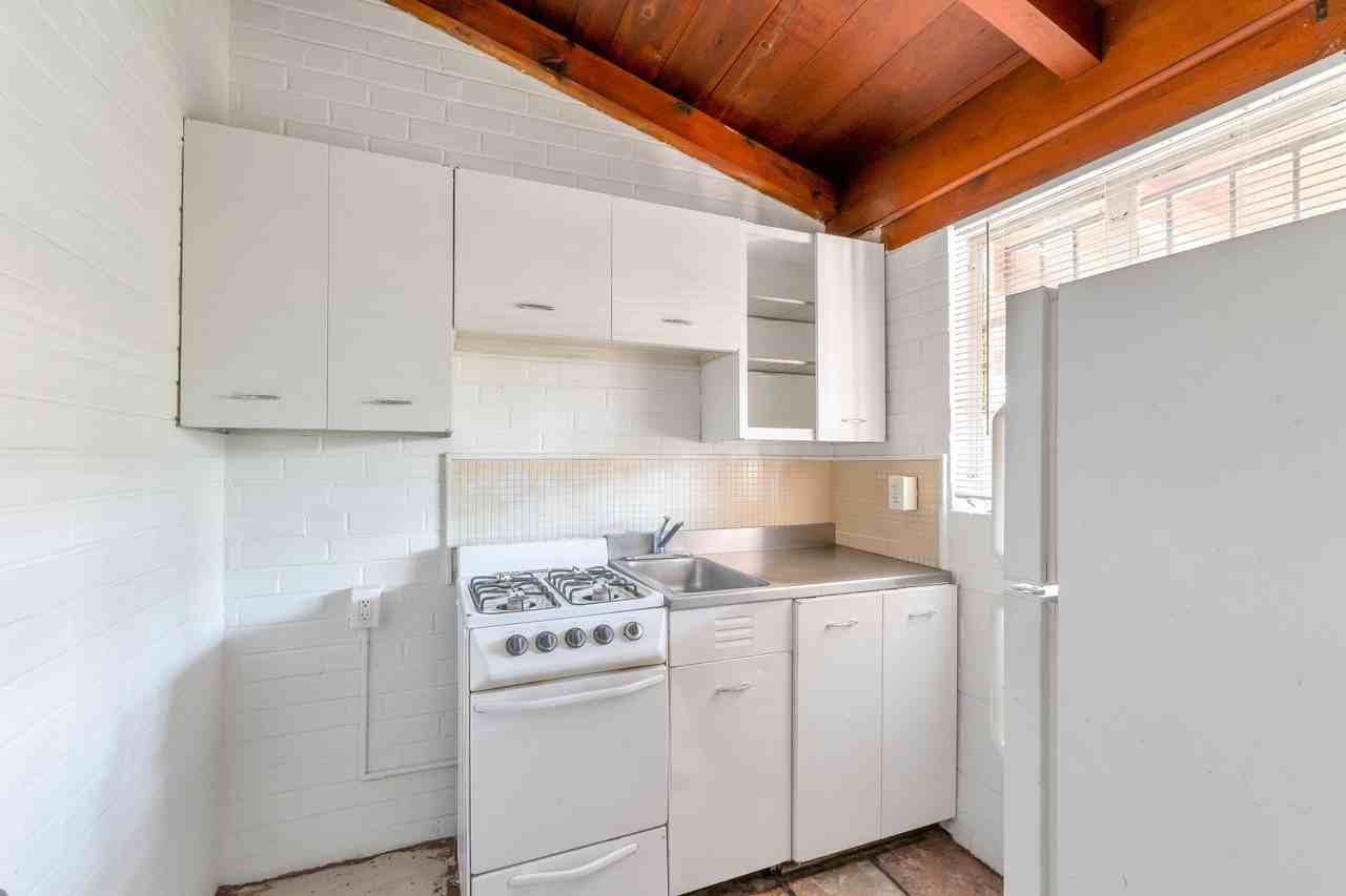 947 N Alvernon Way #7 - Photo 6 of 16