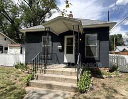 featured image of 612 E Del Norte St
