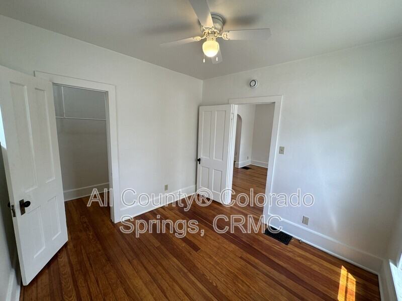 612 E Del Norte St - Photo 6 of 24