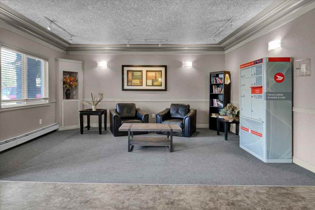 98 Woodsmere Close - Photo 6 of 39